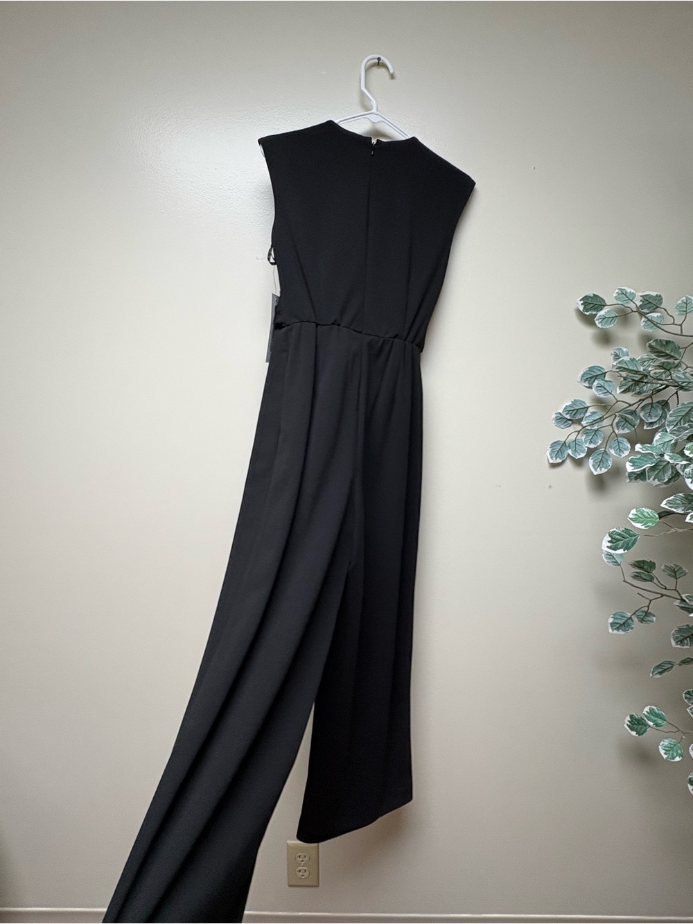 NWT Calvin Klein Black Sleeveless Wrap-Front Wide-Leg Jumpsuit
